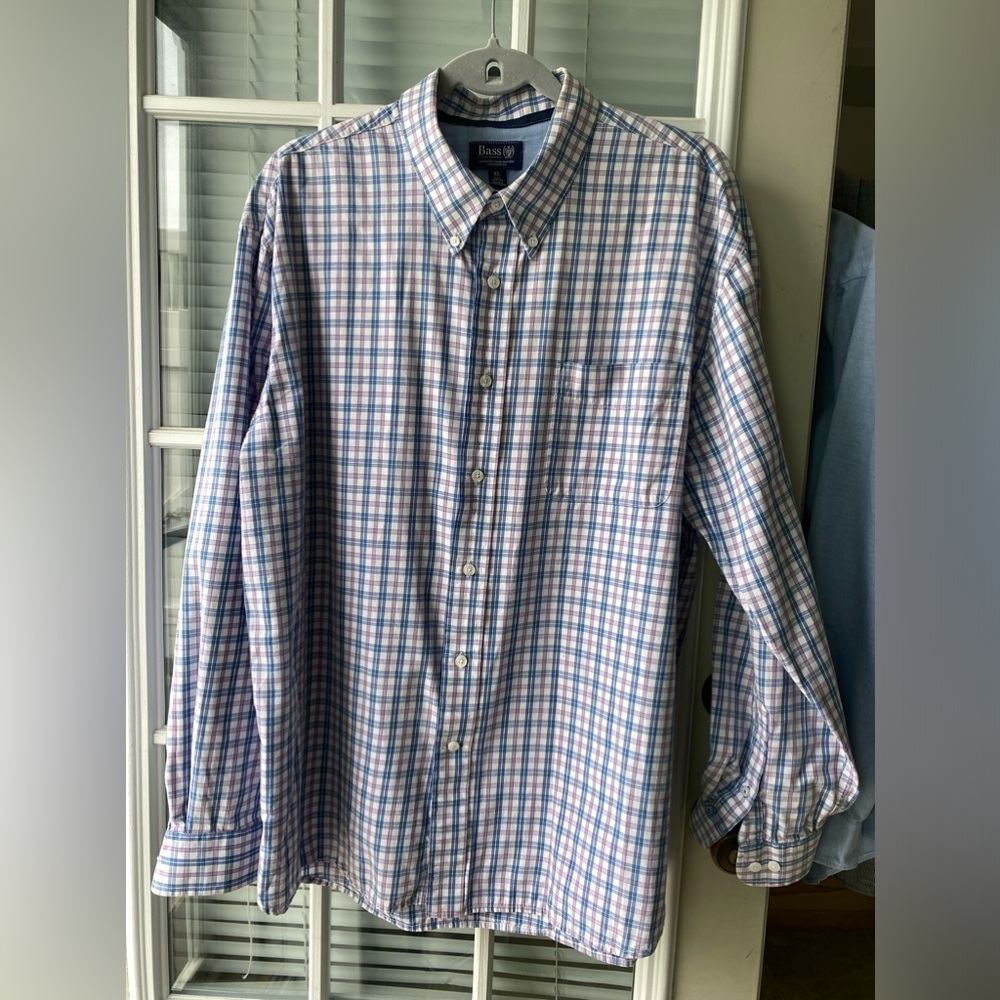 Mens GH Bass and Co. Lavender Plaid long sleeve Dress shirt excellent!